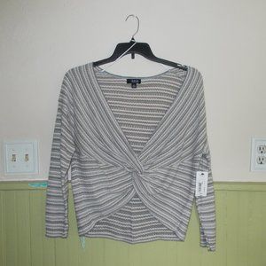 ANA beautiful criss cross sweater size s